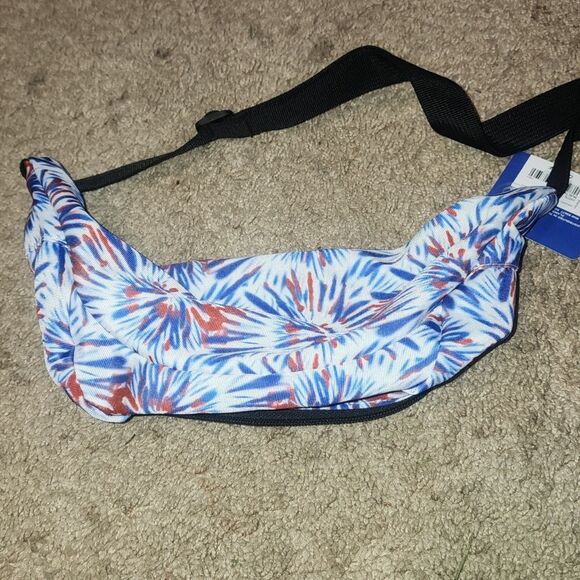 Fireworks Fanny pack - Picture 2 of 2
